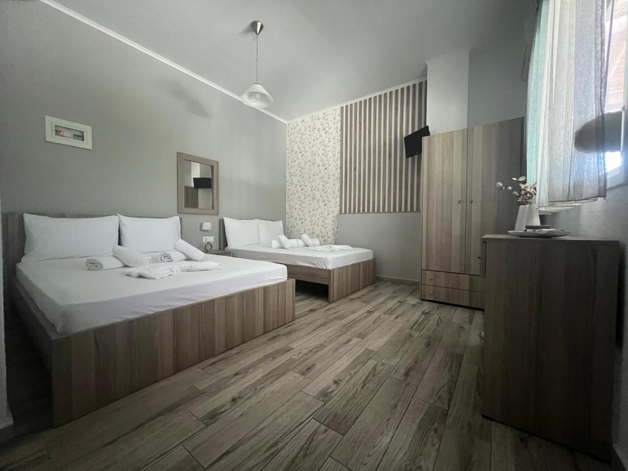 Villa Kostas Accommodations - Nea Vrasna Luaran gambar